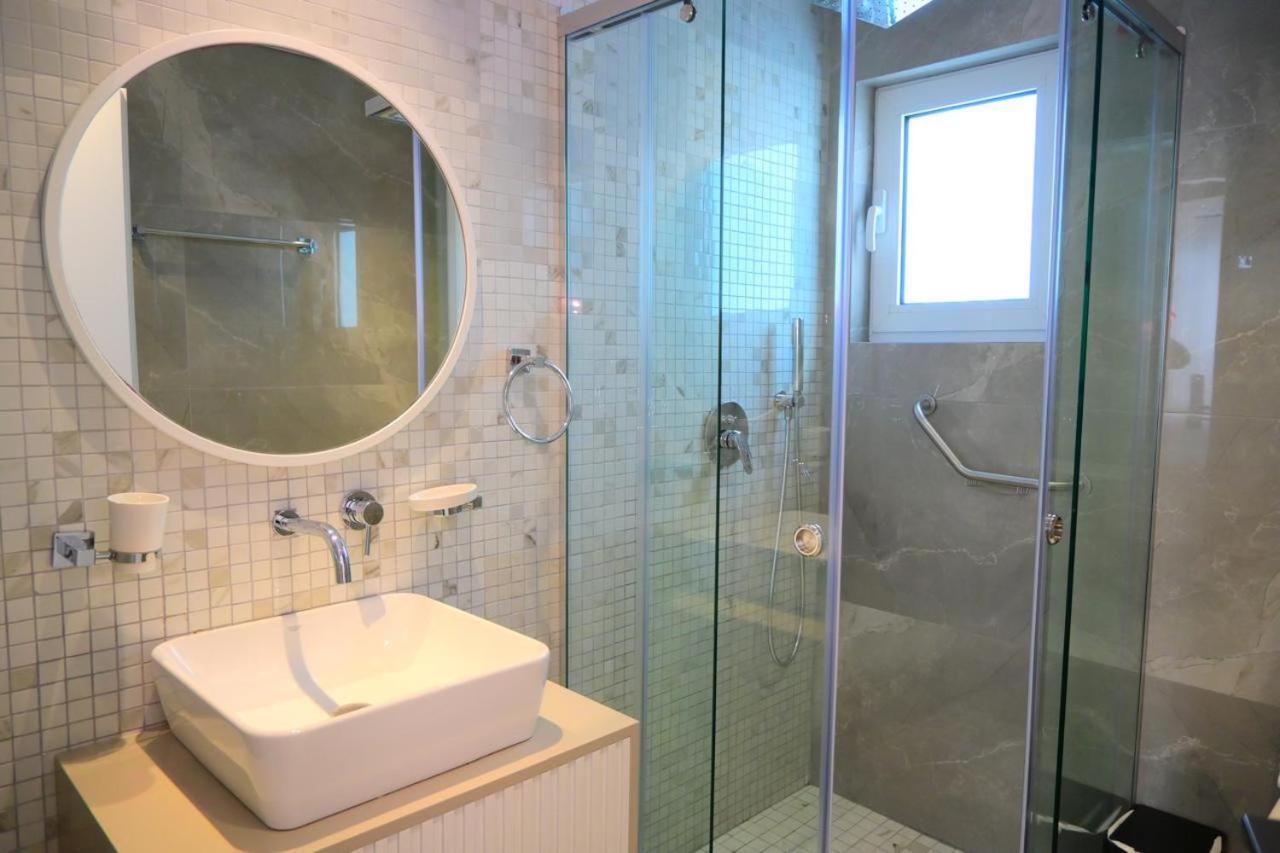L'Amo Del Mare Hotel Ksamil Habitación foto